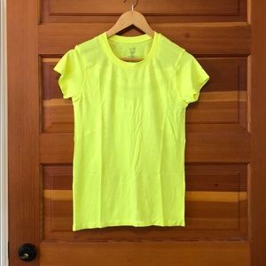 New Champion neon short sleeve heat gear athletic running training tech t-shirt